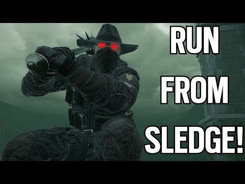 RUN FROM SLEDGE! (Halloween Event) - Rainbow Six Siege
