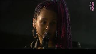 Alicia Keys - Like You&#39;ll Never See Me Again Live