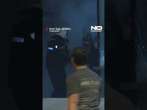 Second night of clashes as protests turn violent in Serbia #nocomment #youtubeshorts #serbia