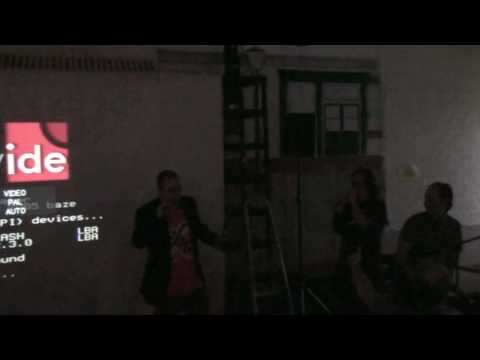 Outline 2010 - Compo Pause Impromptu Improv by Skrebbel and Okkie