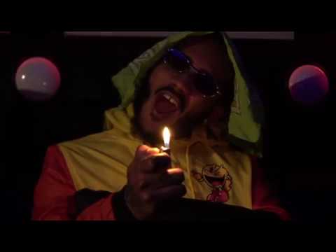 YoungBoss LZF x Tony Kila x MoneyTypeBoy - Llegame (Video Oficial) by Padrino LZF