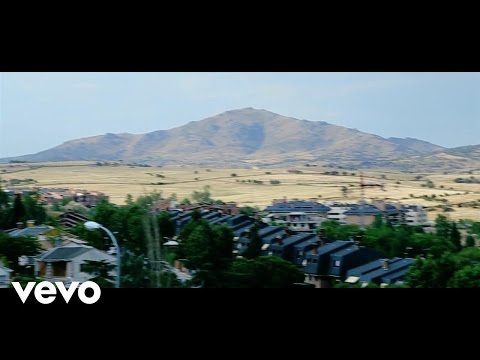 Dee JSinga - (MOTIVATION) OFFICIAL VIDEO produced by Jota Mayuscula