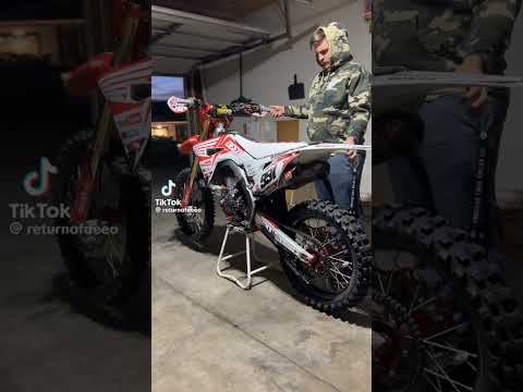 Insane honda CRF 450R 😱 #motocross #dirtbike #enduro #moto #honda #automobile #youtubeshorts #funny