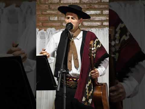 Enzo Carmona "Pal Chico Galguero"