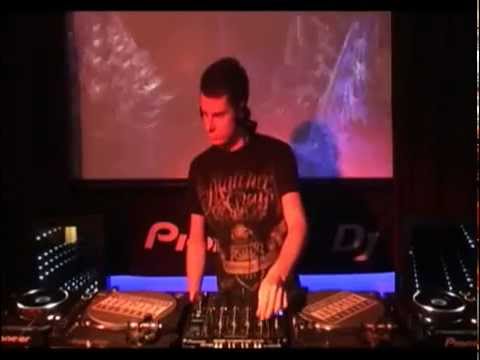 Royal DJ Tv @ Action DJ Academy - 20.02.2012 - DJ LiSS /LIVE/ Tech house