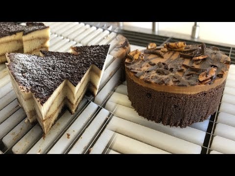 Cutting Cakes With A Waterjet Cutting Machine - FoodTools ACCUJET-10