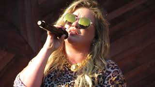 Kelly Clarkson - Move You - Mixfest 2017