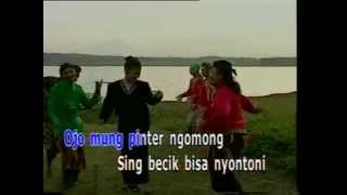 Download lagu Waru Doyong mp3