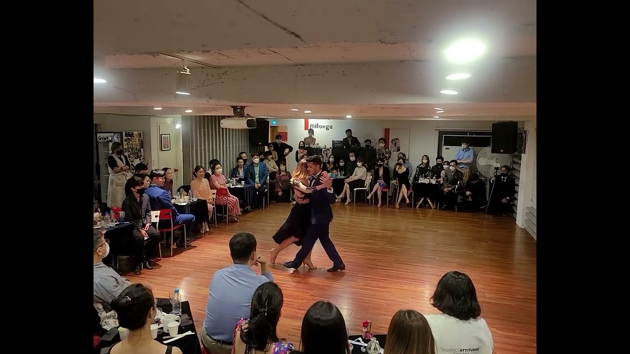 루까스(Lucas Carrizo) 빠울라(Pau Tejeda)1