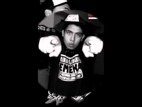 EMEKA mc (RIMAS LEGENDARIAS) - LINEAS DE HIP HOP (EMES)