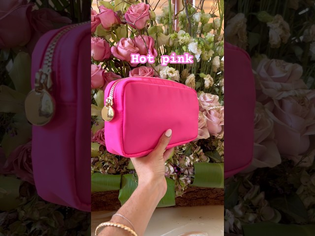 Vídeo relacionado con Witch Merch Tote Bag Women Hero Movie Merchandise Makeup Bag Witch Bag Hero Gift Wanda Witch Mocie Merch (S Witch Tote UK)