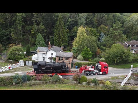 Ivatt No 41313 arrives at NYMR and is unloaded at Newbridge Yard for the 2025 Autumn Steam