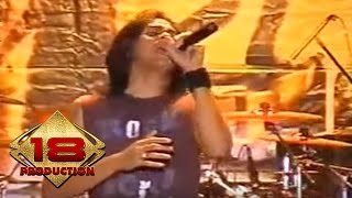 Download lagu Element - Kekuatan Cinta (Live Konser Palu 8 Juli 2006) mp3 Download lagu Element - Kekuatan Cinta (Live Konser Palu 8 Juli 2006) mp3