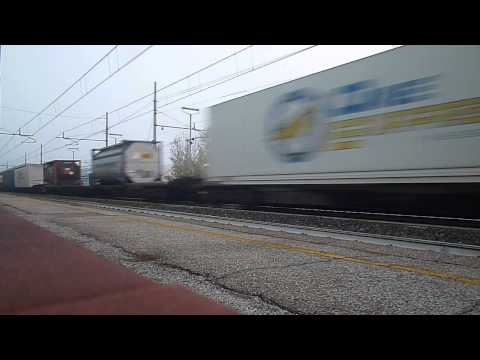 La bitonale della E484.105 col TCS Nola Interporto - Verona Quadrante Europa!!!