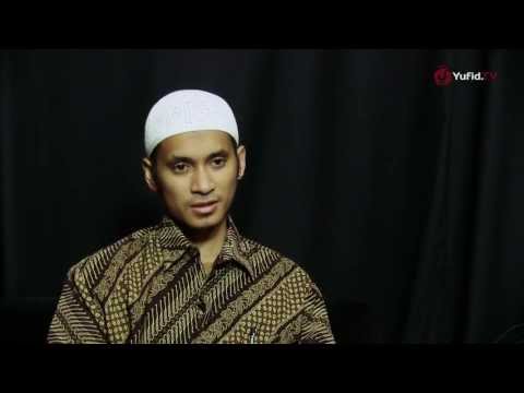 <p>Video Serial Kultum Ramadhan: Mencari Malam Lailatul Qodar - Ustadz Abduh Tuasikal</p>
<p>Video yufid.tv (Klik link untuk melihat koleksi video lainnya)</p>
<p>Kunjungi juga situs Islami lainnya:</p>
<p> * CaraSholat.com</p>
<p> * KonsultasiSyariah.com</p>
<p> * Kajian.net</p>
<p> * KhotbahJumat.com</p>
<p> * KisahMuslim.com</p>
<p> * PengusahaMuslim.com</p>
<p> * Yufid.TV</p>
<p> * Yufidia.com</p>
<p> * Yufid.org (Official Web)</p>
<p> * Syaria.com (ENGLISH)</p>
<p> * Whatisquran.com (ENGLISH)</p>
<p>***</p>
<p>Kumpulan video ceramah agama islam pengajian islam tanya jawab konsultasi islam tausiyah motivasi islami yufid.tv</p>
<p>Video Serial Kultum Ramadhan: Mencari Malam Lailatul Qodar - Ustadz Abduh Tuasikal</p>
<p>Video yufid.tv (Klik link untuk melihat koleksi video lainnya)</p>
<p>Kunjungi juga situs Islami lainnya:</p>
<p> * CaraSholat.com</p>
<p> * KonsultasiSyariah.com</p>
<p> * Kajian.net</p>
<p> * KhotbahJumat.com</p>
<p> * KisahMuslim.com</p>
<p> * PengusahaMuslim.com</p>
<p> * Yufid.TV</p>
<p> * Yufidia.com</p>
<p> * Yufid.org (Official Web)</p>
<p> * Syaria.com (ENGLISH)</p>
<p> * Whatisquran.com (ENGLISH)</p>
<p>***</p>
<p>Kumpulan video ceramah agama islam pengajian islam tanya jawab konsultasi islam tausiyah motivasi islami yufid.tv</p>