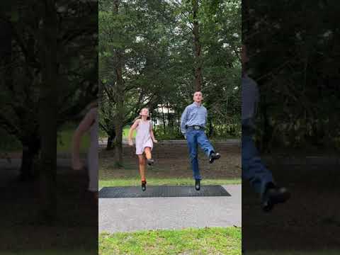 Treble Reel Tuesday: Spellbinding Duet Irish Dance to 'Cooley's Reel / The Star of Munster'