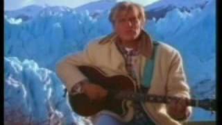 SERGIO DENIS SOBRE UN VIDRIO MOJADO (VIDEOCLIP)