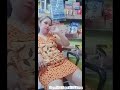 Jaga Warung Pakai Daster Simpel Agar Tidak Gerah