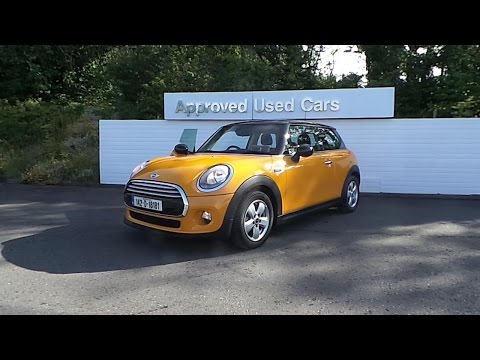 142D3070 - 142D3070 BMW 116d SE 5-door