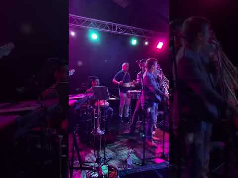 🔥🕺🏻💃🎶solo, Mosaico Indestructible, con SON DE TIKIZIA, (desde otro ángulo) 🔥🕺🏻💃🎶