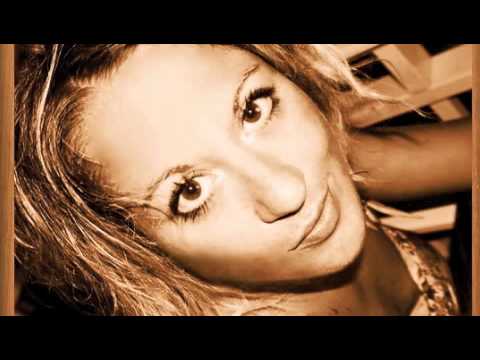 original song (ilinka) based on "unfinished song n°1" !