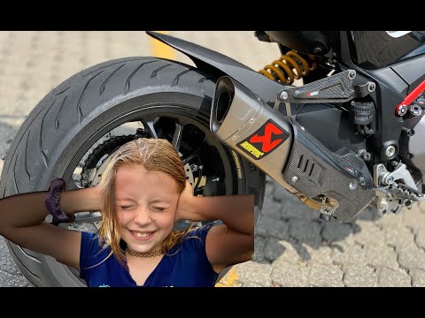 AKRAPOVIC TITANIUM exhaust upgrade Ducati Pikes Peak 1260 with comparison to stock