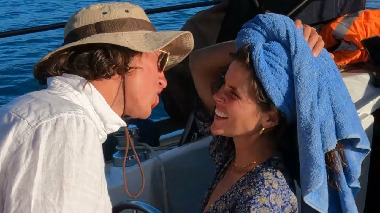 SAILING IN YOUR 20's : Life aboard in the Whitsundays - Episode 46