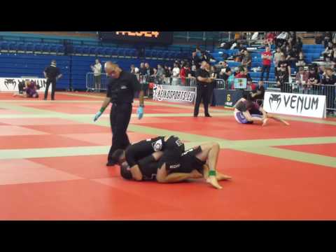 Marco Canha vs Giordano Brozzi - FINALS - IBJJF London Open No-Gi 2015 - Black Master 1 - Middle