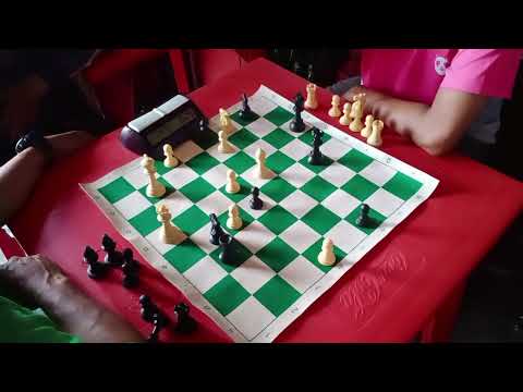 F. DelosSantos (1924) vs A. Daggung (1947).StaCruzChessClubZC.Chess Blitz vs Bullet Probabilidades de 5/1mins