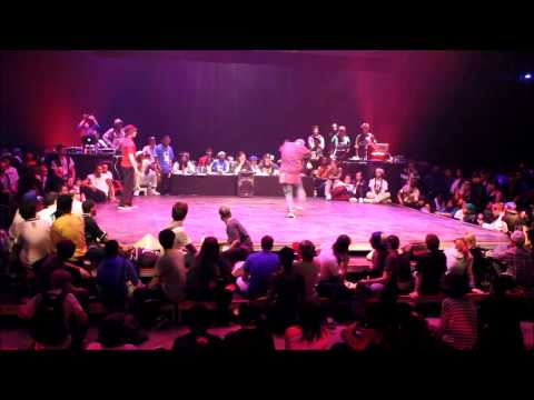 BUST A MOVE 8 TOPROCK Effect VS Wari TOP16