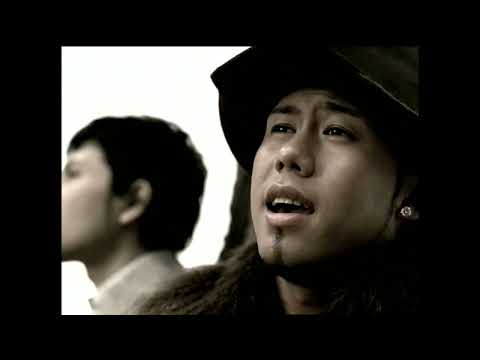 "almost in love" Official Video のサムネイル