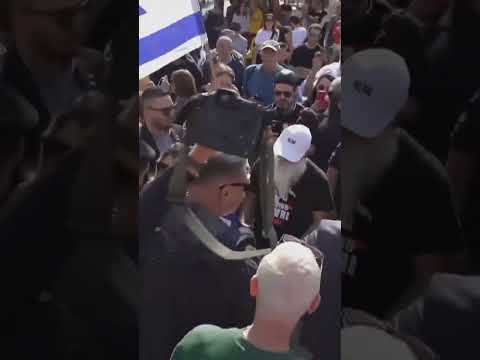 BREAKING: Trump Envoy Steve Witkoff Visits Hostage Square in Tel Aviv | AC1G