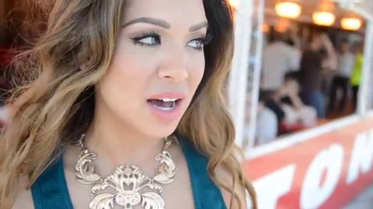 Dannie Riel Behind the Scenes