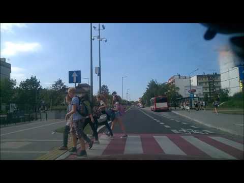 Zawracanie na dąbrowskich Alejach