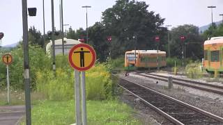 preview picture of video 'Bahnhof Cham (Oberpfalz) 11.08.2012 mit Regentalbahn-Zug'