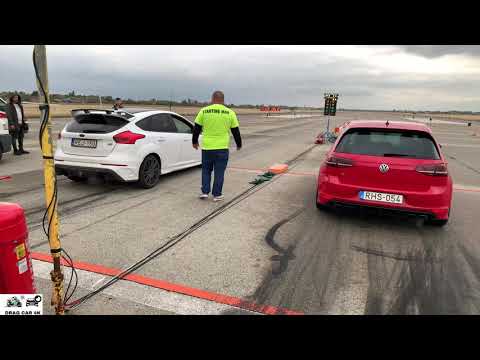 VW Golf R vs Ford Focus 2.3 RS drag race 1/4 mile 🚦🚗 - 4K