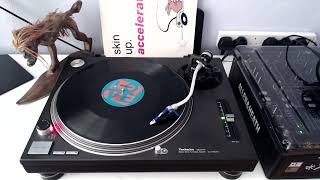 Skin Up - Horny (skin up's re-touch)