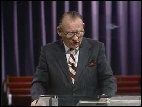 Panorama of Prophesy 13: Time, Times, and Conclusion of Time ~ Dr. Lester Sumrall