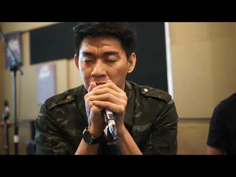 Seventeen - Jangan Dulu Pergi (akustikan)