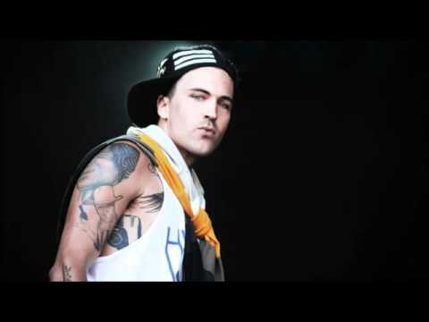 Yelawolf ft. Rittz, Young Struggle  Big HUD - Far From a Bitch (2012)