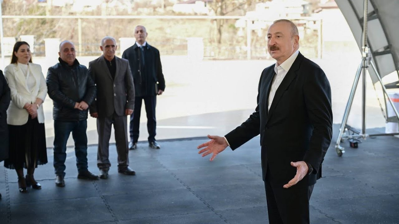 İlham Əliyev Kərkicahan sakinləri ilə görüşüb VİDEO