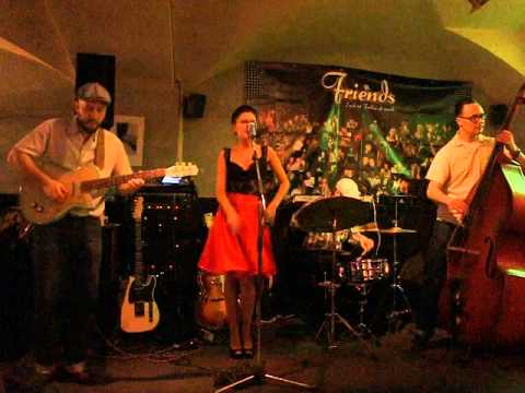 Neva River Rockets & Анна Довыдова - Make The Knife