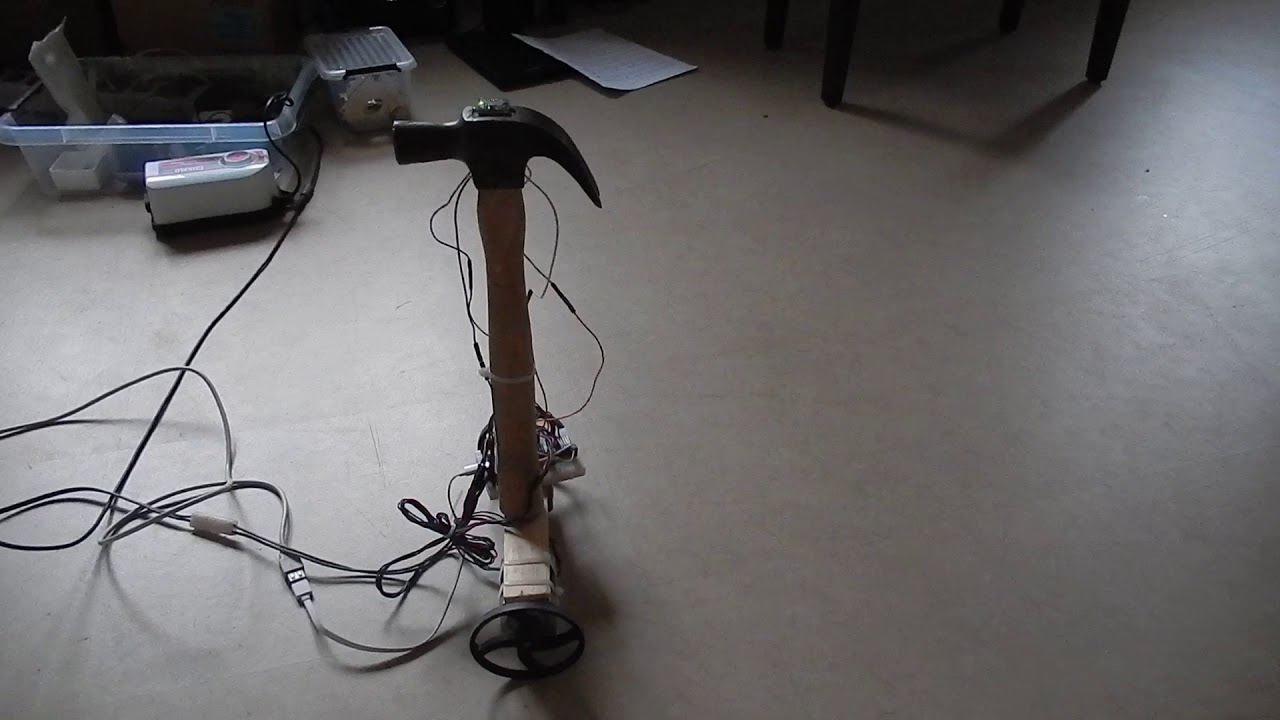 Inverted pendulum robot: hammer time