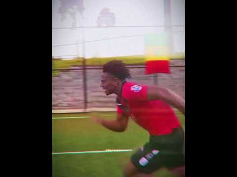 Bro thinks he's flash ⚡⚡ #ishowspeed #running