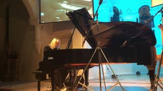 Rick Wakeman's tribute to David Bowie - Space Oddity and Life on Mars