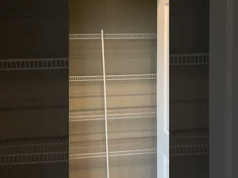 3bd/2.5ba Lynnwood Townhome property video