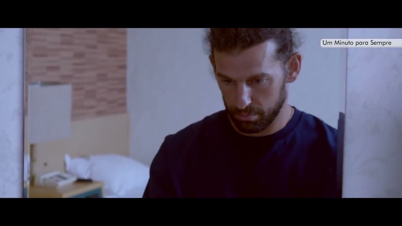 Trailer oficial de Um Minuto para Sempre