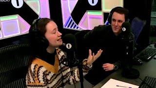 Can Sigrid Guess The Intro? (BBC Radio 1)
