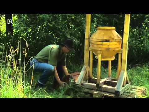 5518 economics apiculture BR Die Bienenkugel  Rund ist naturgemäß   Unser Land   BR