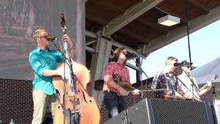 Infamous Stringdusters "It Will Be Alright" 5-23-2015 BanjoBque Evans GA
